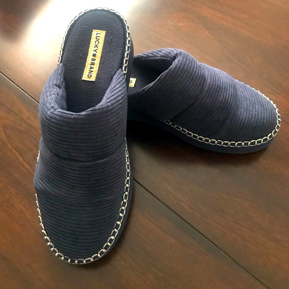 ✨✨Lucky Brand Plush Mules!✨✨ NEW!